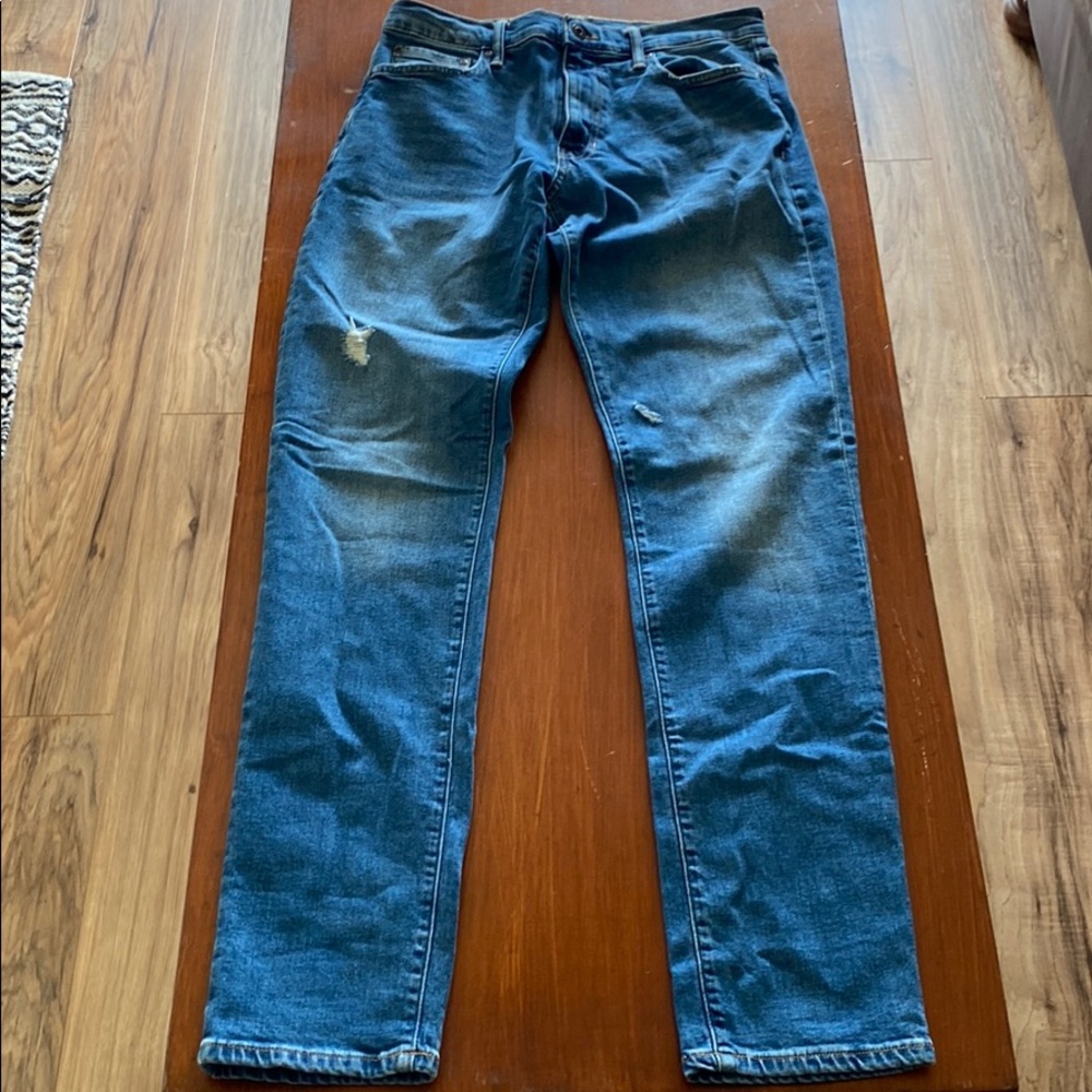 Men’s Tapered Jeans